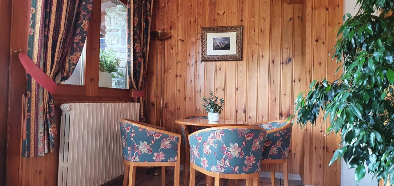 Alp-Hotel Megeve Bagian luar foto